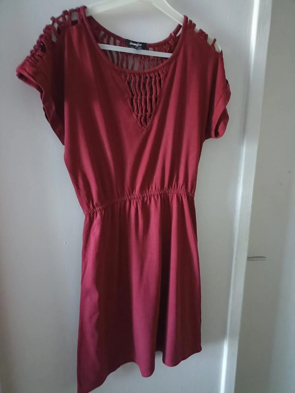 Vestido de verão bordô – Detalhes entrelaçados – Jennyfer (PP) – photo 2